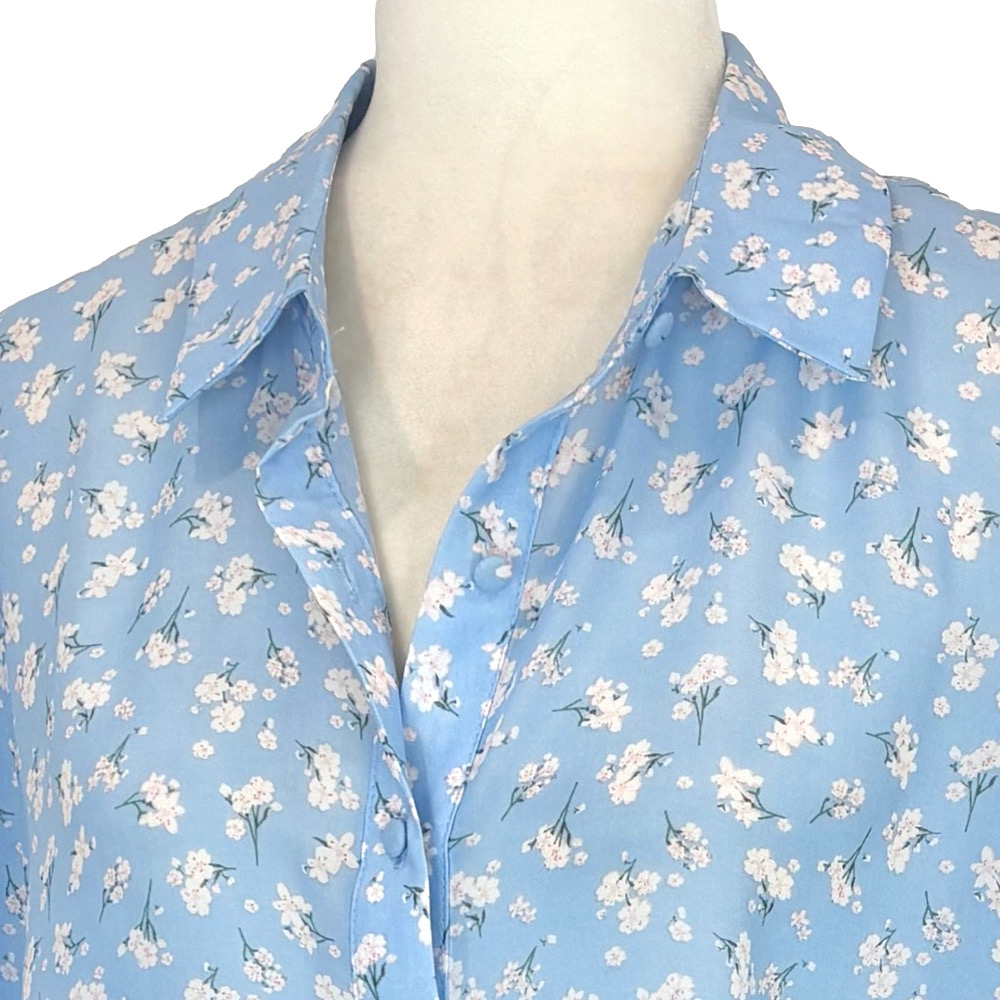 Icone blue and white floral